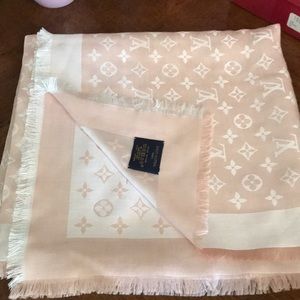 Beautiful beige/peach color Louis Vuitton shawl!